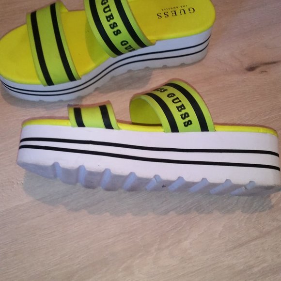Guess neon platform sandals - Picture 2 of 2